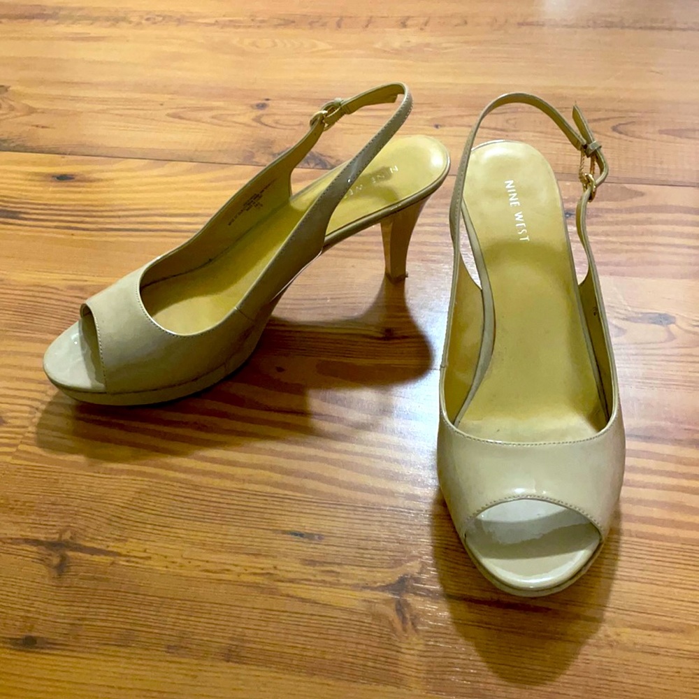 Nine West Nude Heels Size 11